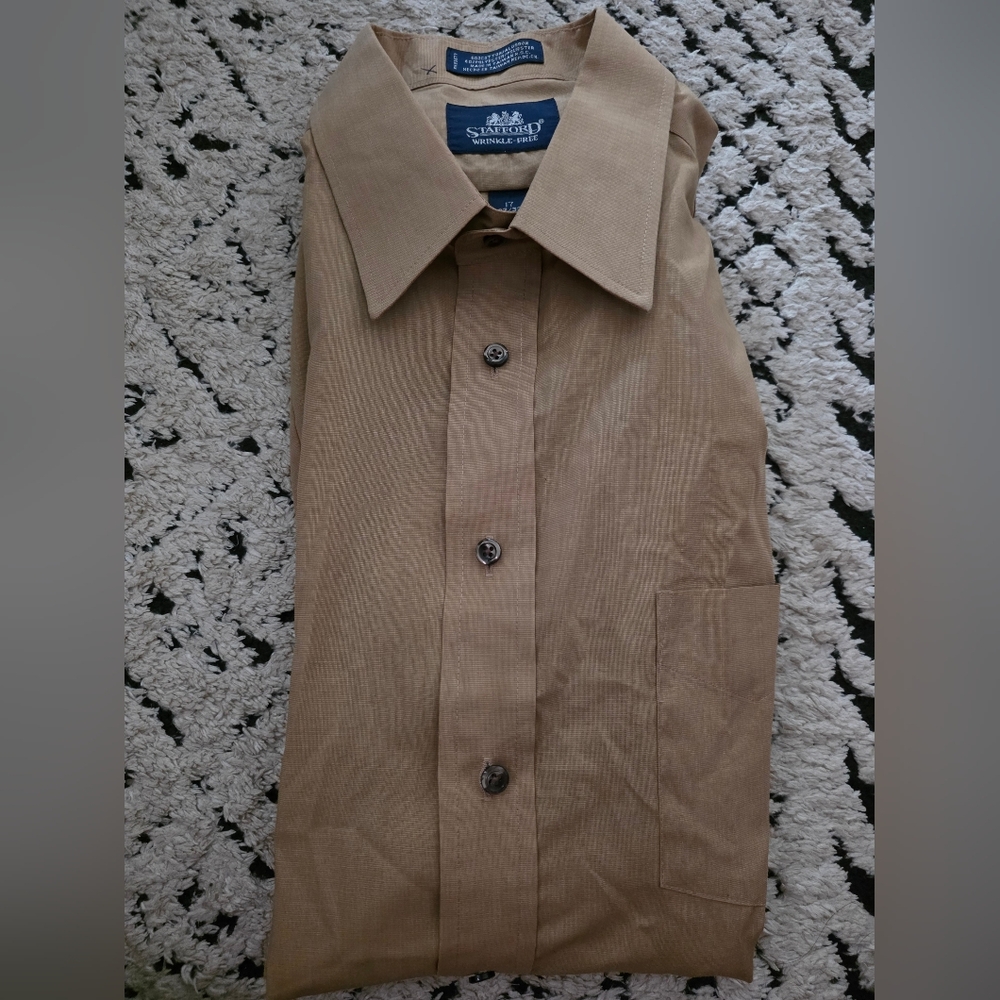 Stafford mens dress shirt in khaki. Size 17 neck with a 32/33 long sleeve length